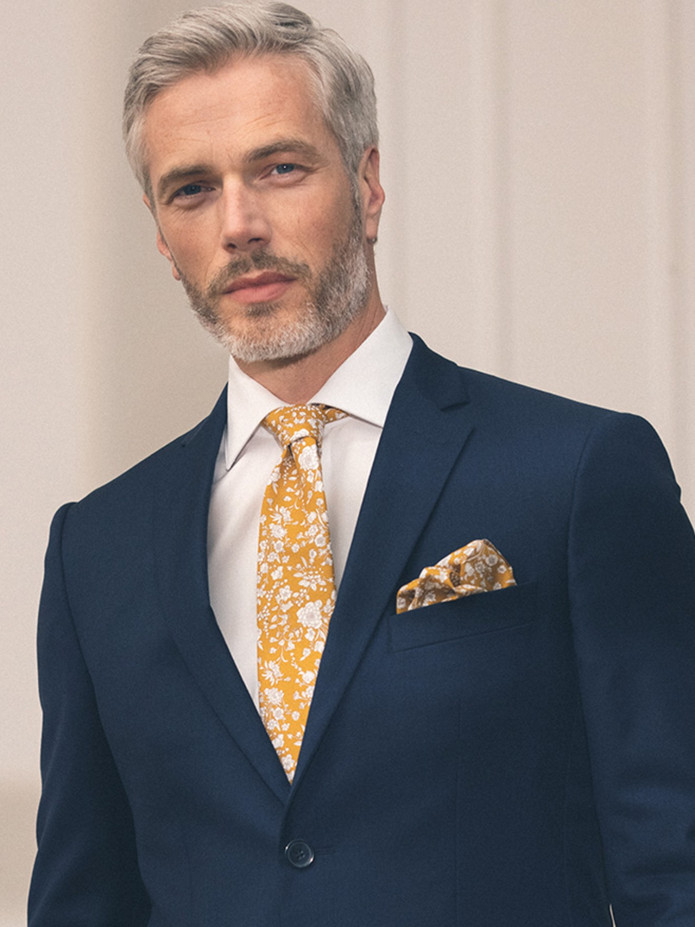 Camisa de cerimónia com colarinho italiano e punhos duplos