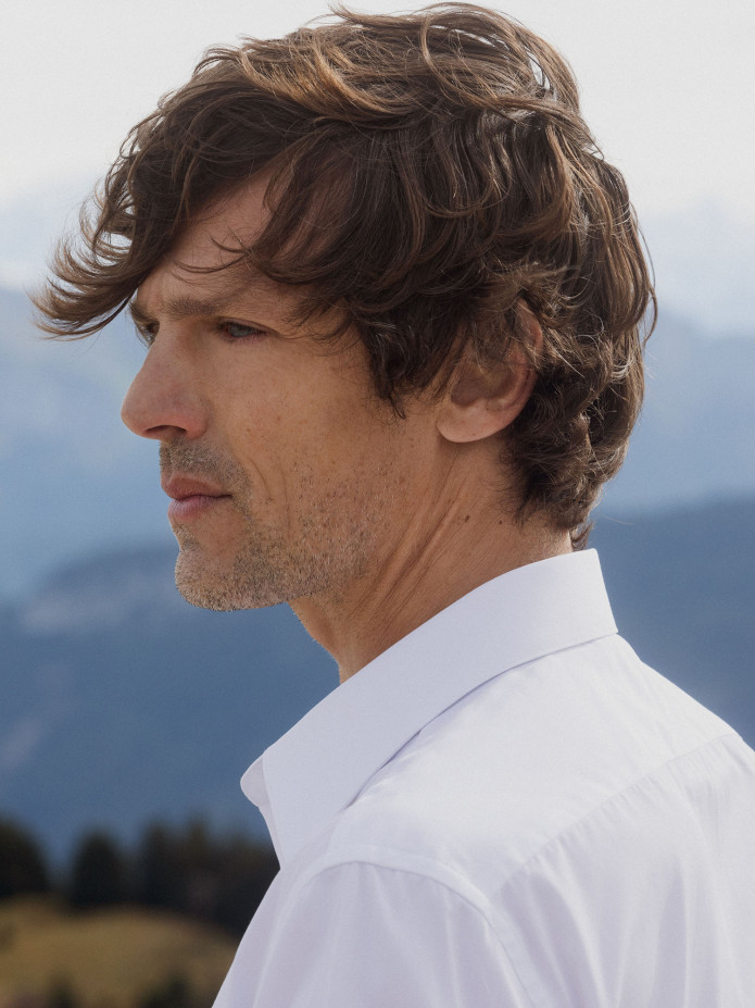Chemise col français classique en popeline blanche