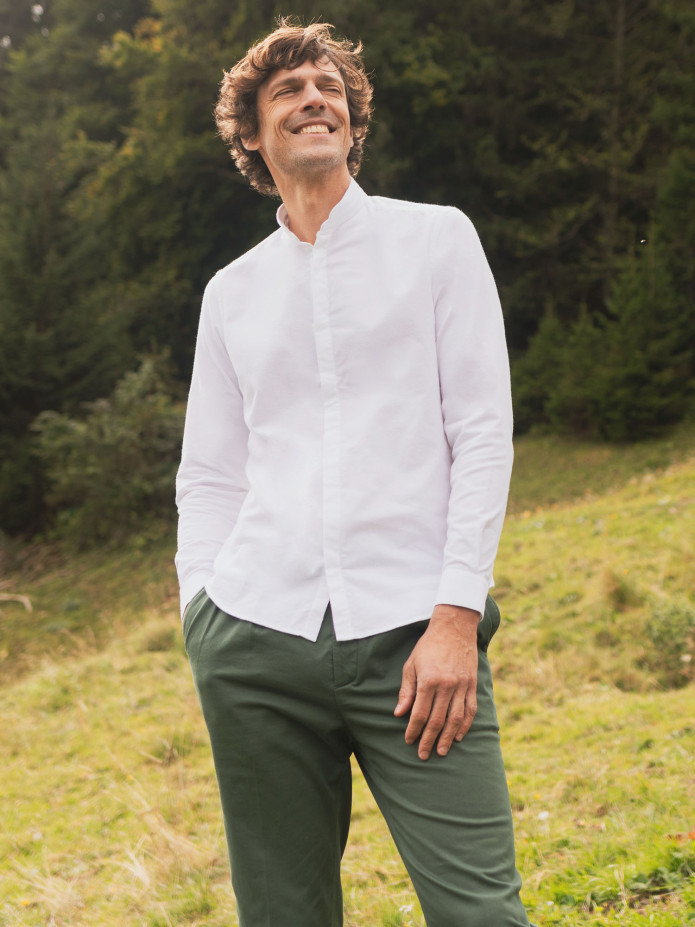 Camisa gola mao em oxford escovado branco