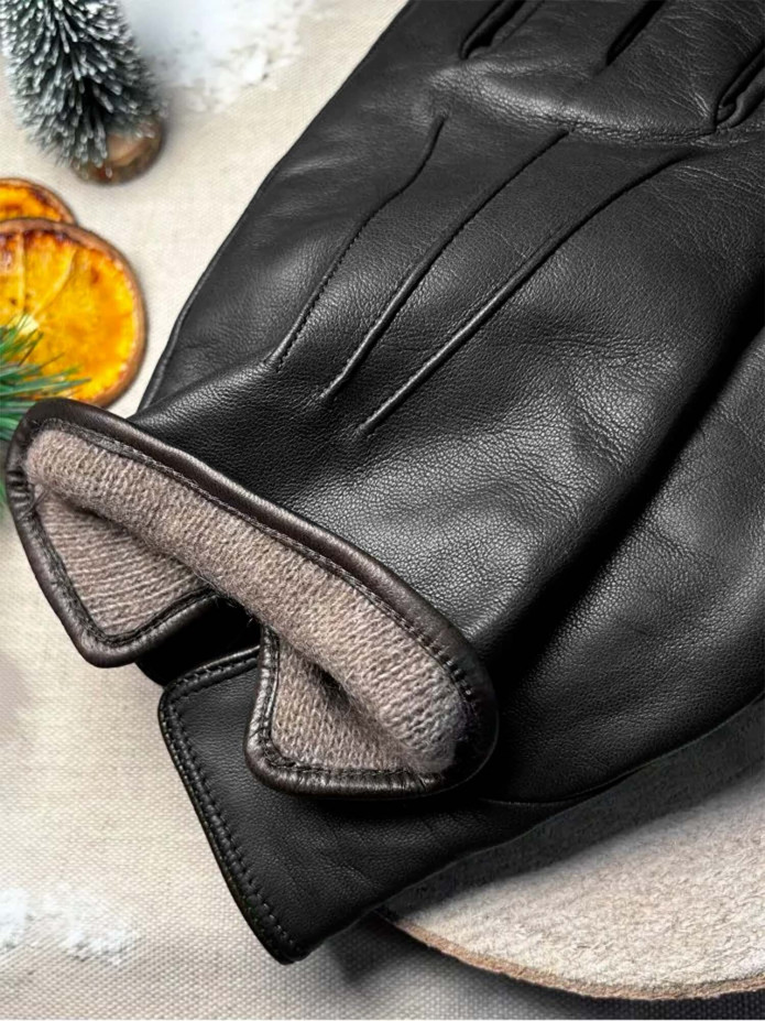 Luvas em couro preto com forro de caxemira