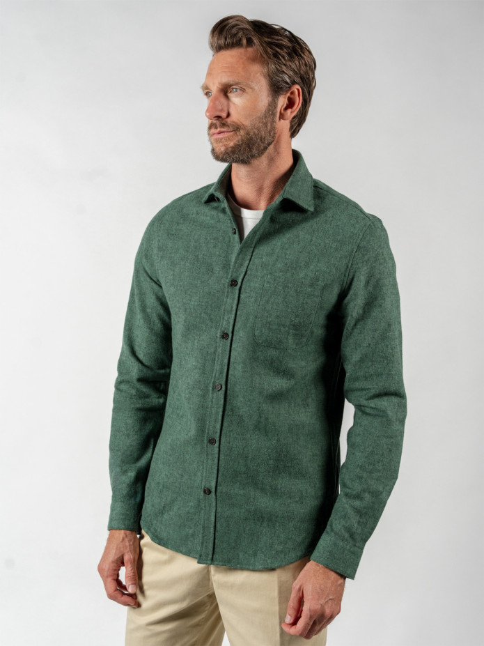 Camisa verde em flanela grossa colarinho italiano