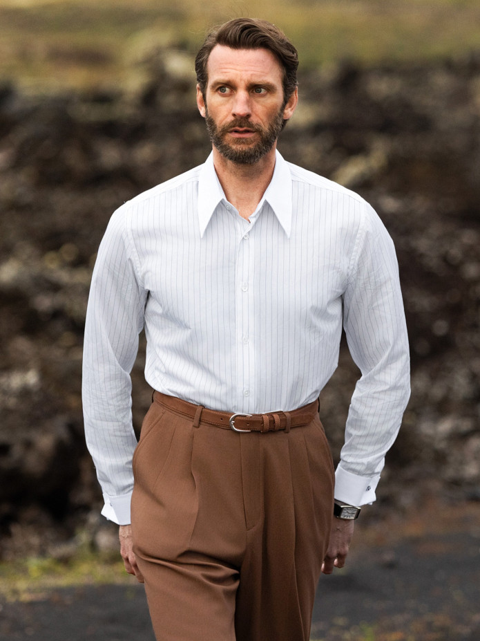 Camisa Colarinho Pontiagudo A Riscas Finas