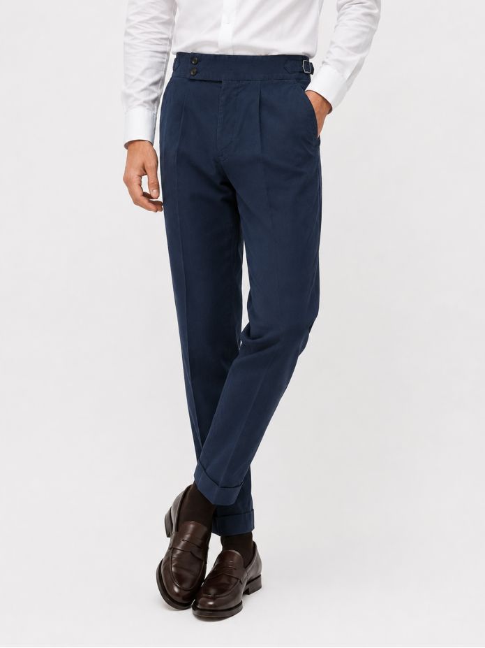 Calça com pinças azul-marinho - Braga