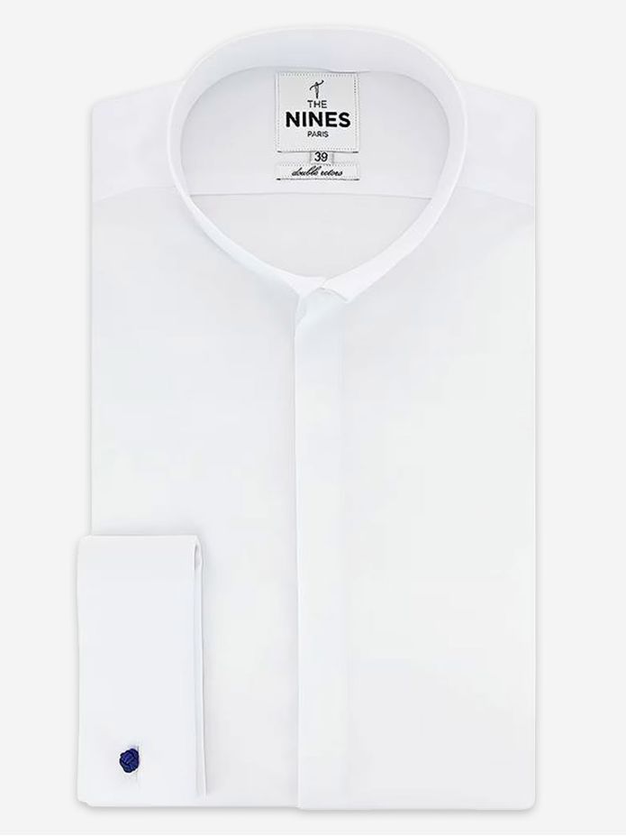 Camisa mosqueteira com colarinho invertido em popelina branca