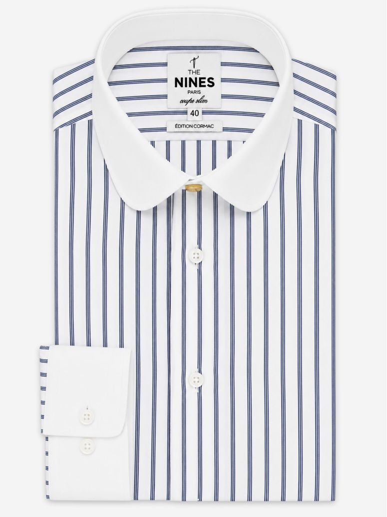 Camisa com gola redonda e triplas riscas azul marinho