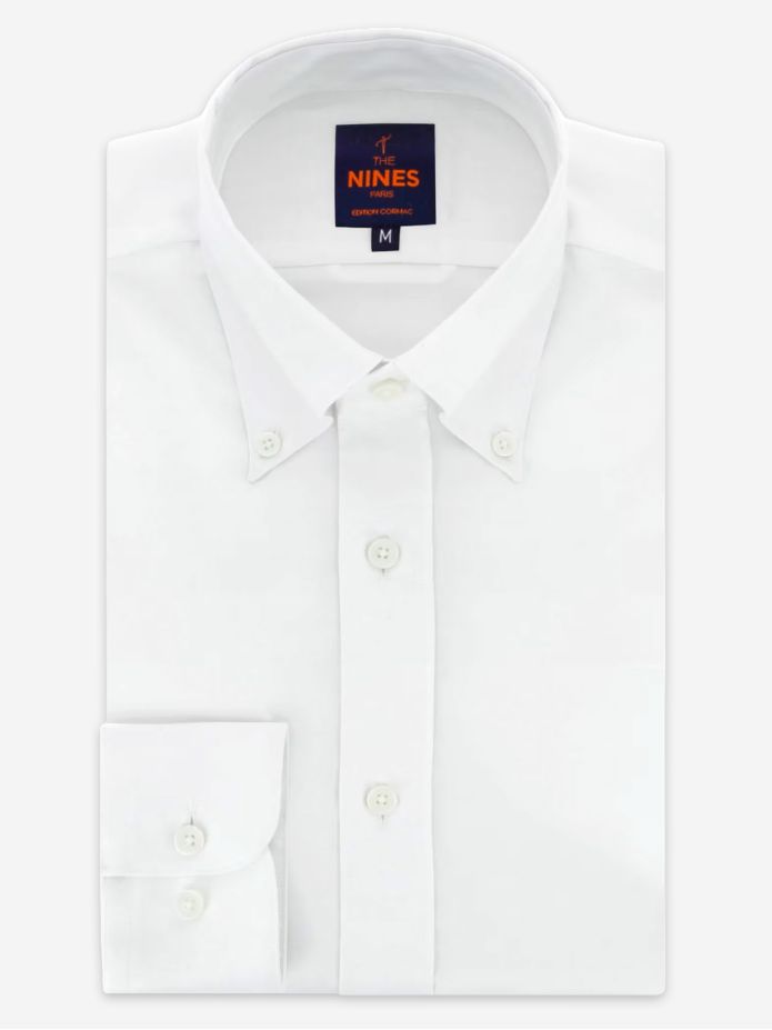 Camisa de colarinho americano em oxford branco