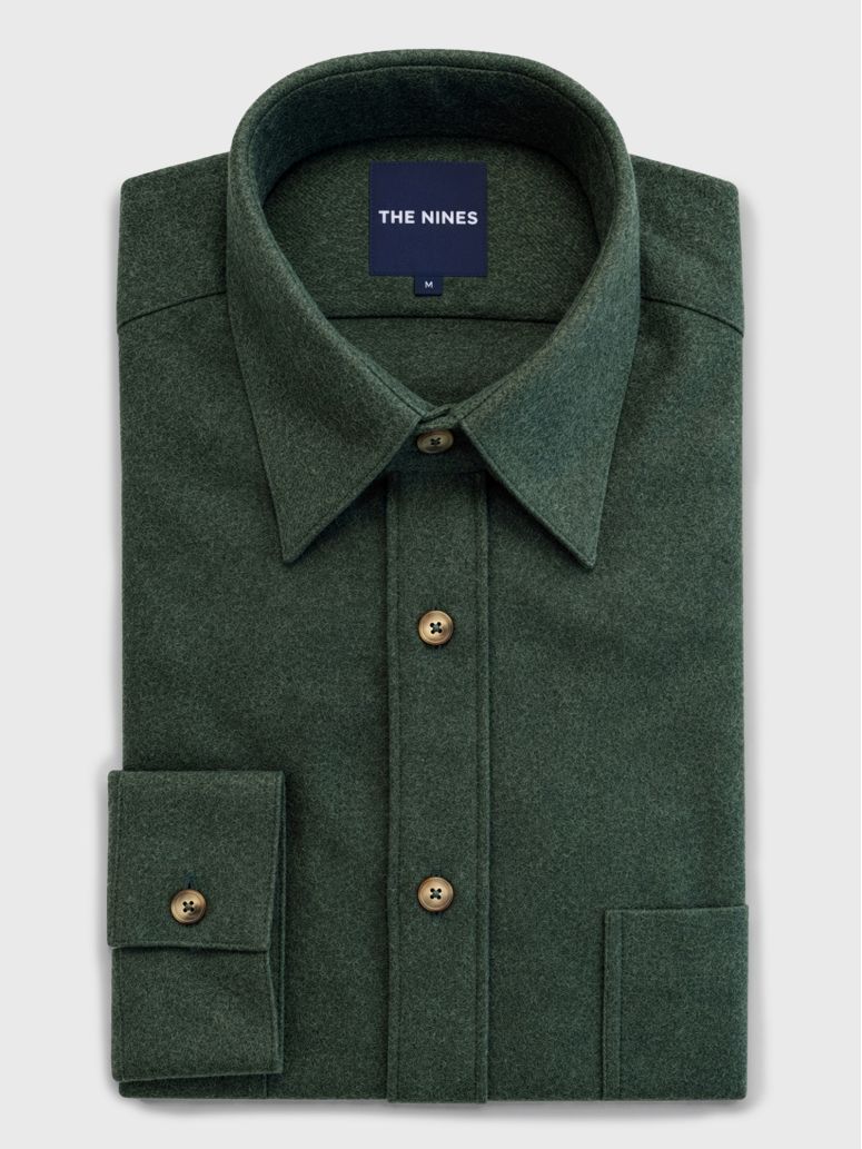 Camisa colarinho francês em flanela verde floresta