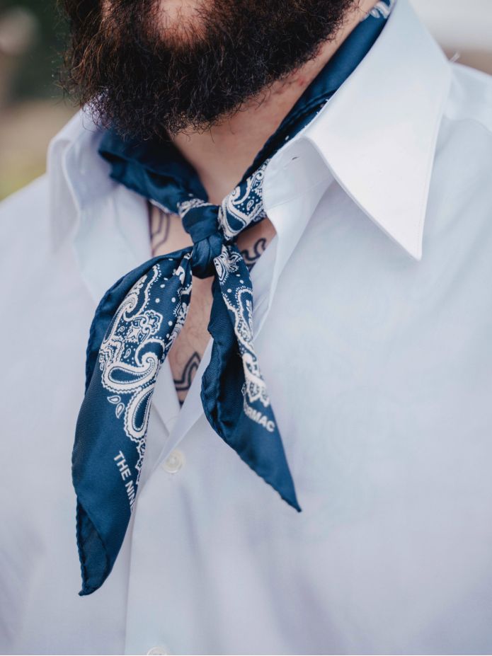 Bandana azul-marinho com padrão paisley LISBURN