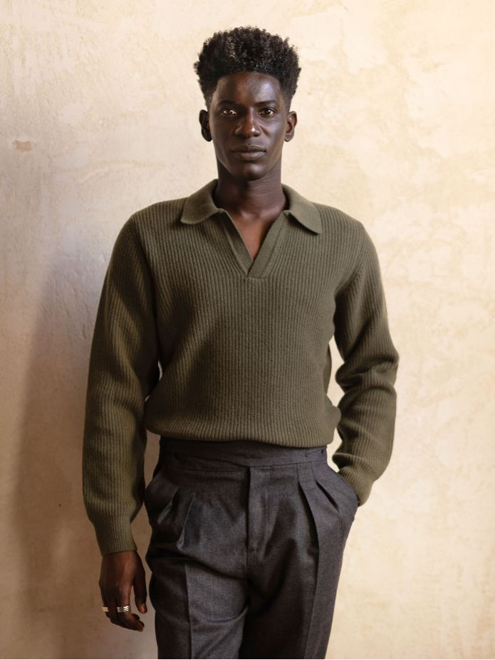 Camisola de malha verde com gola polo Finn