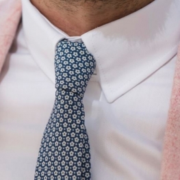 A Camisa de Colarinho Inglês: a Elegância Britânica