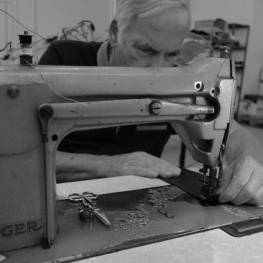 A fabricação das nossas luvas de couro