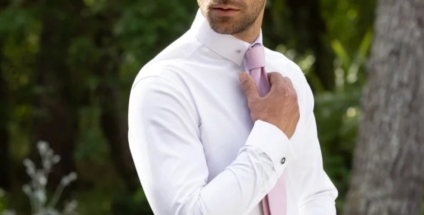 A camisa de smoking para homem